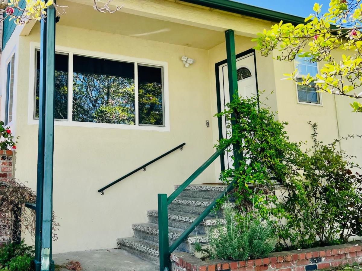 Holiday home 3 Bedroom Residential In The Lovely Town Near Sfo San Francisco Millbrae